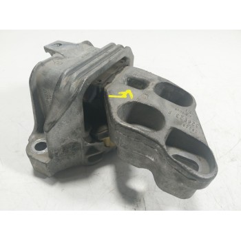 SOPORTE MOTOR IZQUIERDO A2462400617 