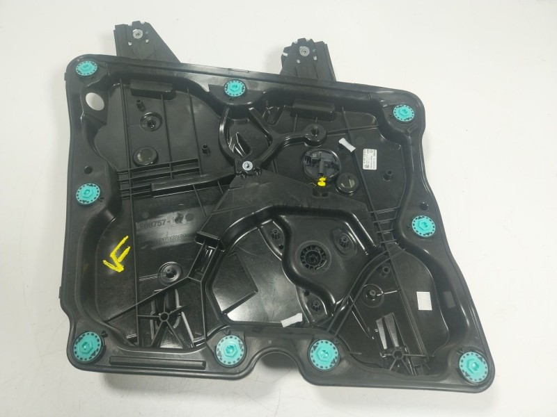 Recambio de elevalunas delantero izquierdo para volkswagen golf viii (cd1, da1) 2.0 tdi referencia OEM IAM 5H0837461E 5H0837401H