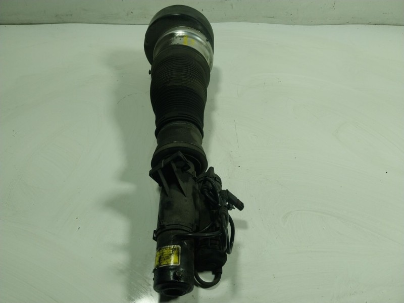 Recambio de amortiguador delantero derecho para mercedes-benz clase s (w221) berlina 3.0 cdi cat referencia OEM IAM A2213209313 