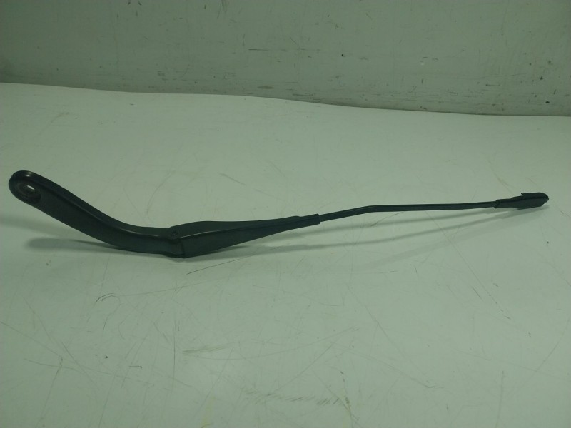 Recambio de brazo limpia delantero derecho para bmw 3 touring (f31) 316 d referencia OEM IAM 61619465075  
