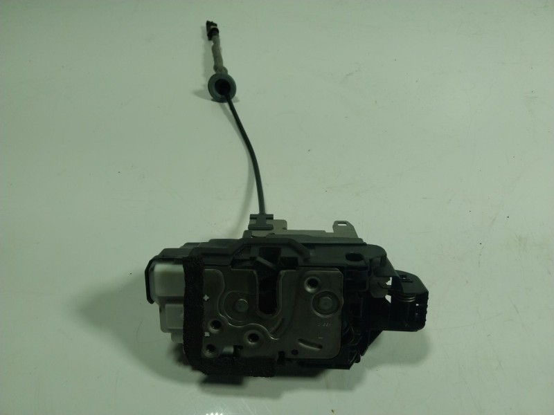 Recambio de cerradura puerta delantera izquierda para volvo xc90 excellence plug-in hybrid awd referencia OEM IAM 31440997  