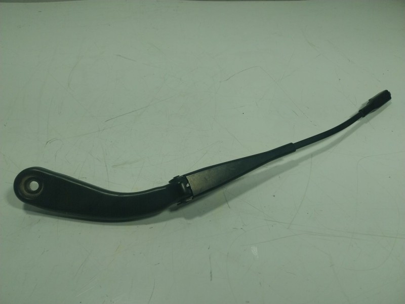 Recambio de brazo limpia delantero izquierdo para bmw 3 touring (f31) 316 d referencia OEM IAM 61619465070  