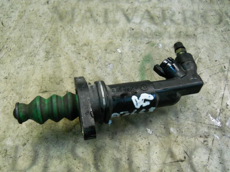 Recambio de bombin embrague para seat leon (1m1) stella referencia OEM IAM   