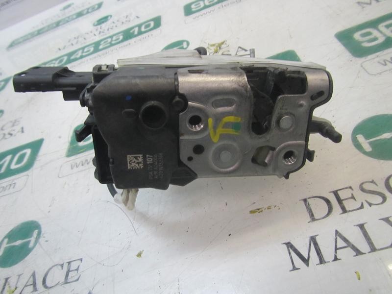 Recambio de cerradura puerta trasera derecha para peugeot 308 1.6 16v hdi referencia OEM IAM 9800617480  