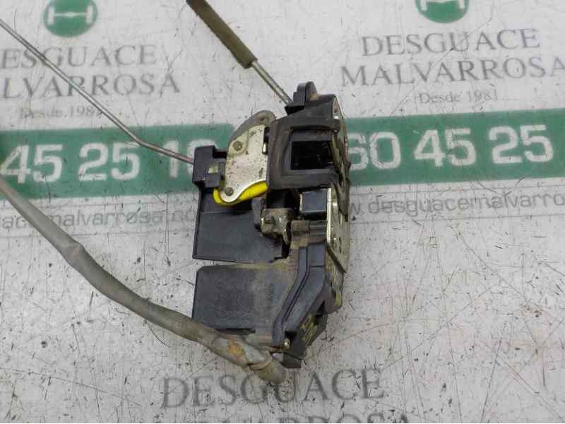 Recambio de cerradura puerta delantera derecha para kia carens 2.0 turbodiesel cat referencia OEM IAM   