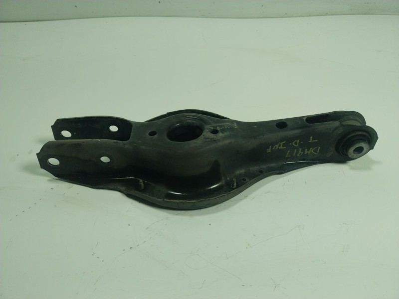 Recambio de brazo suspension inferior trasero derecho para bmw 3 touring (f31) 316 d referencia OEM IAM 33326884694  