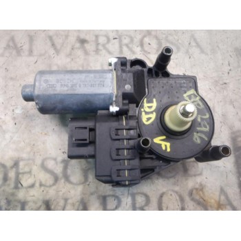 MOTOR ELEVALUNAS DELANTERO DERECHO 4B0959802E 0130821774 0130821774