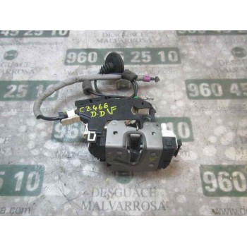 CERRADURA PUERTA DELANTERA DERECHA A2047201835 