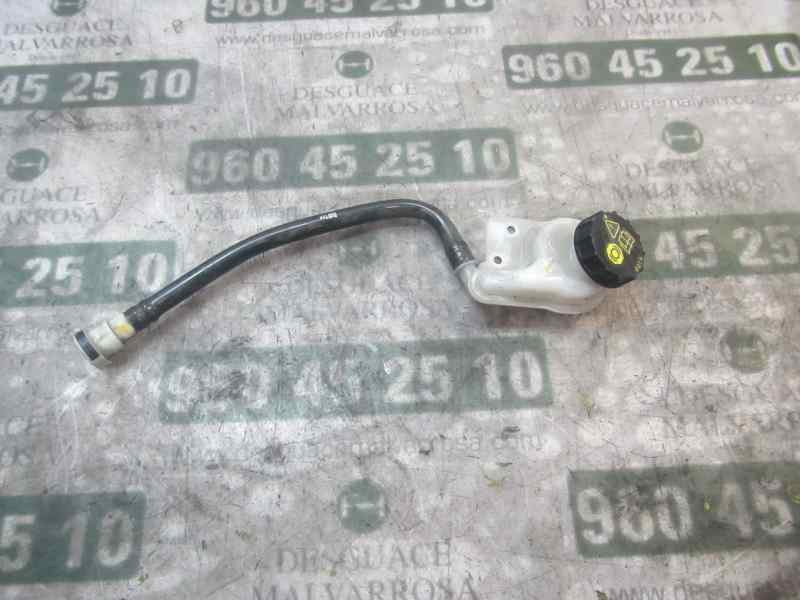 Recambio de deposito servo para ford transit courier 1.5 tdci cat referencia OEM IAM 1909635  