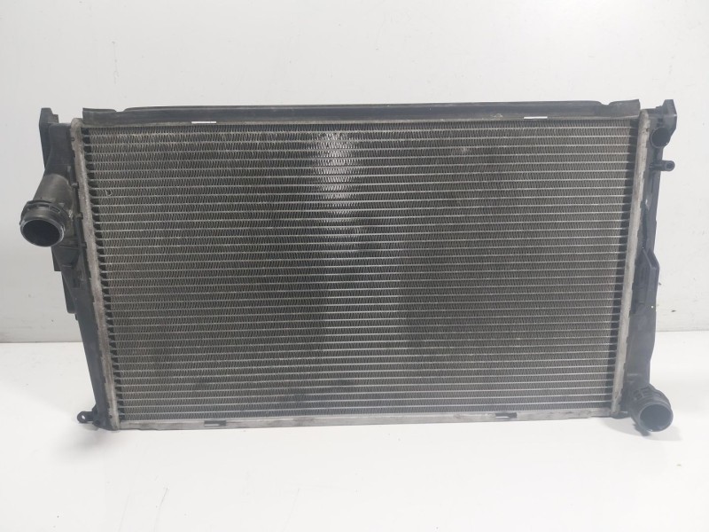 Recambio de radiador agua para bmw serie 3 berlina (e90) 2.0 turbodiesel cat referencia OEM IAM 17117788903 9244717 
