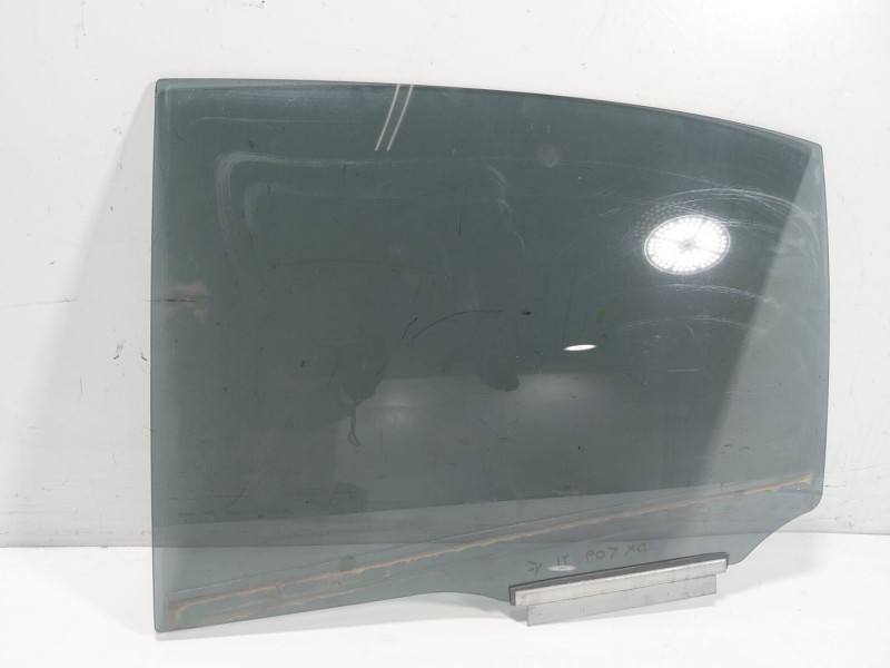 Recambio de cristal puerta trasero izquierdo para citroën c-zero seduction referencia OEM IAM 9203LG  