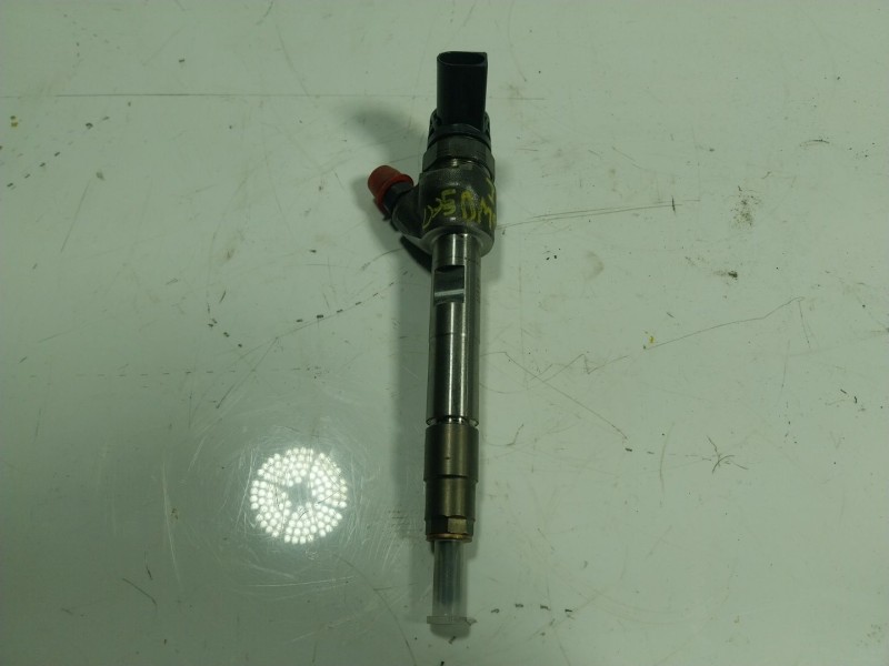 Recambio de inyector para bmw 3 touring (f31) 316 d referencia OEM IAM 13538514146 0445110613 