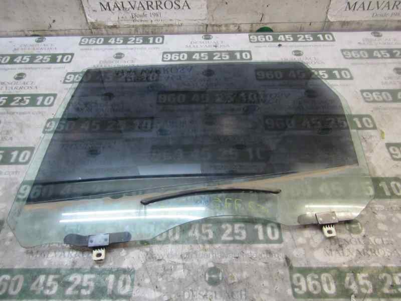 Recambio de cristal puerta trasero izquierdo para renault scenic iii grand family edition referencia OEM IAM 823010010R  