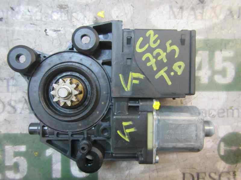 Recambio de motor elevalunas trasero derecho para renault scenic iii grand family edition referencia OEM IAM 827303178R 82730000