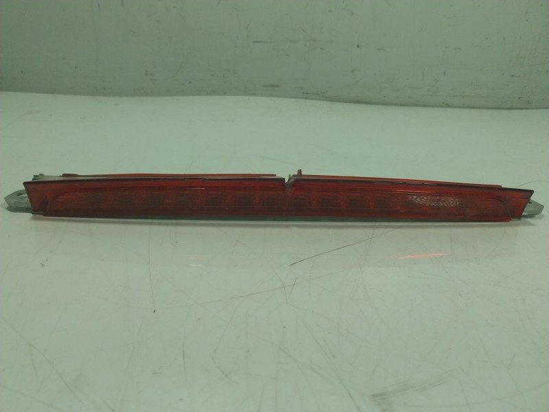 Recambio de piloto trasero central para bmw 3 touring (f31) 316 d referencia OEM IAM 63257260545  