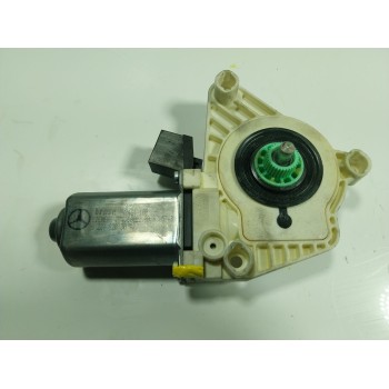 MOTOR ELEVALUNAS TRASERO DERECHO A2218203042 A2218203042 