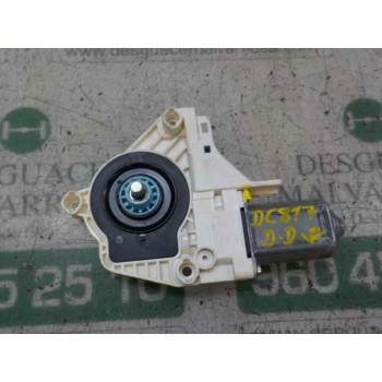 MOTOR ELEVALUNAS DELANTERO DERECHO 8K0959802B 8K0959802B 