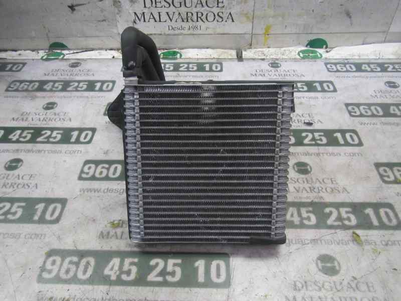 Recambio de evaporador aire acondicionado para ford fiesta (cb1) trend referencia OEM IAM 2109235  