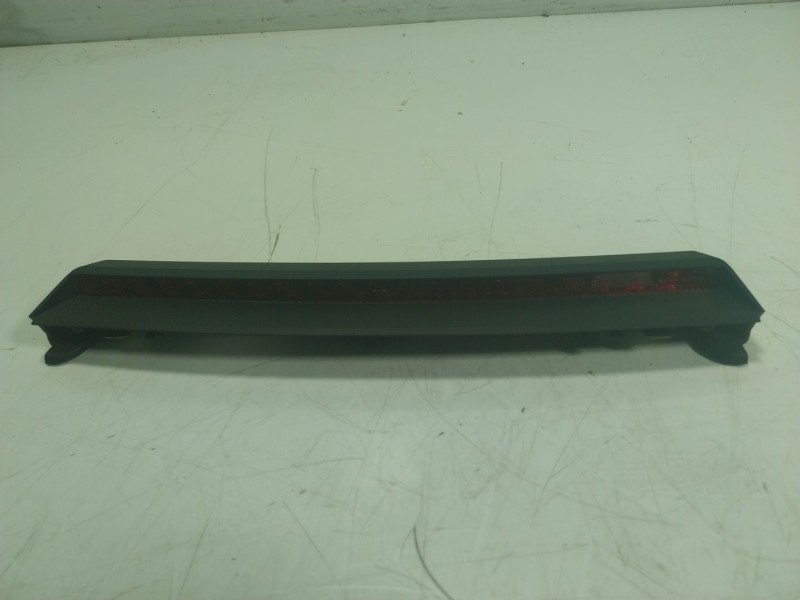 Recambio de piloto trasero central para audi tt (8n3) 1.8 t quattro referencia OEM IAM 8N8945097A01C 8N8945097A 