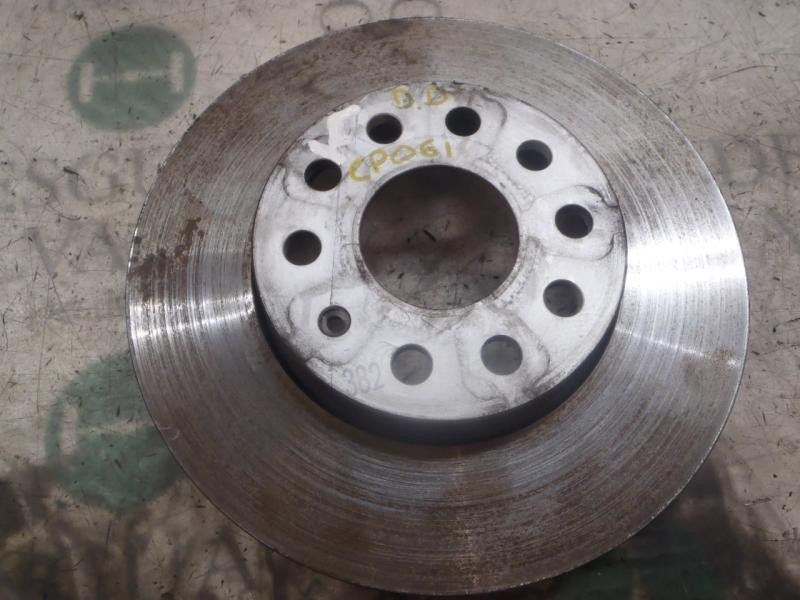 Recambio de disco freno delantero para seat leon (5f1) 1.2 tsi referencia OEM IAM 8V0698302  