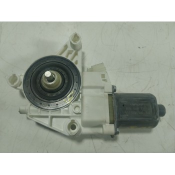 MOTOR ELEVALUNAS DELANTERO IZQUIERDO A1669060201 A1669060201 