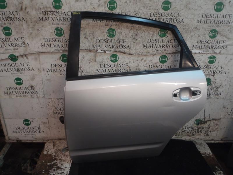 Recambio de puerta trasera izquierda para toyota prius (nhw20) sol referencia OEM IAM 6700447040  