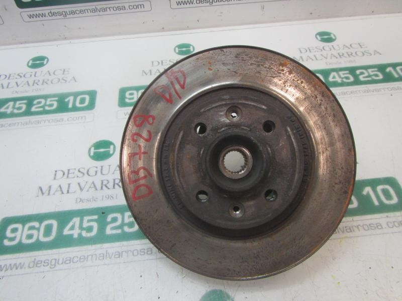 Recambio de mangueta delantera derecha para dacia sandero básico referencia OEM IAM 6001548867  