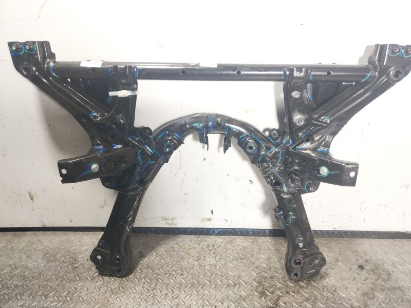 Recambio de puente delantero para tesla model y ev a las 4 ruedas referencia OEM IAM 104453101B  