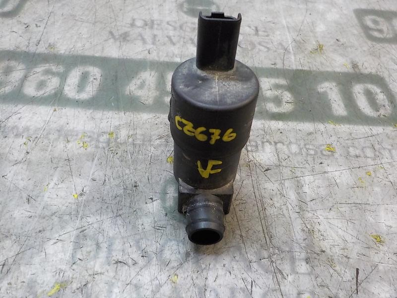 Recambio de bomba limpia para citroën c3 exclusive referencia OEM IAM 643475  
