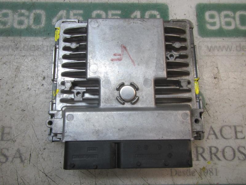 Recambio de centralita motor uce para volkswagen polo (6r1) advance referencia OEM IAM 03F906070GD  