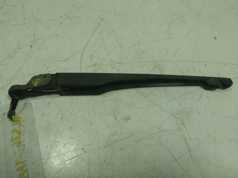 Recambio de brazo limpia trasero para bmw x3 (e83) 2.5si referencia OEM IAM 61623400708  