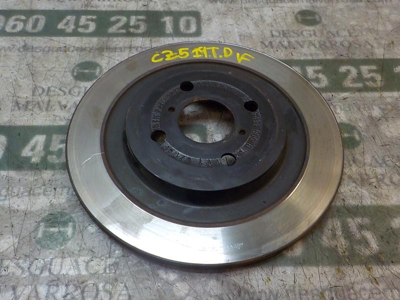 Recambio de disco freno trasero para toyota yaris 1.4 turbodiesel cat referencia OEM IAM 424310D060  