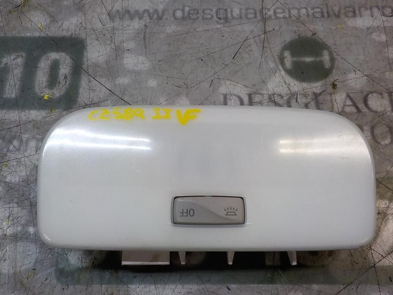 Recambio de piloto interior para renault scenic iii 1.5 dci diesel fap referencia OEM IAM 264300007R  