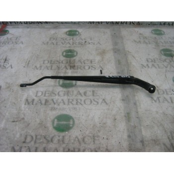 BRAZO LIMPIA DELANTERO DERECHO 