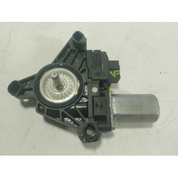 MOTOR ELEVALUNAS TRASERO DERECHO A2469063100 A2469063100 