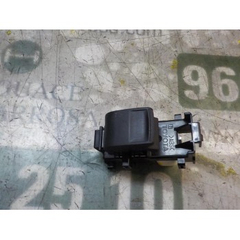 MANDO ELEVALUNAS DELANTERO DERECHO 848100D030 