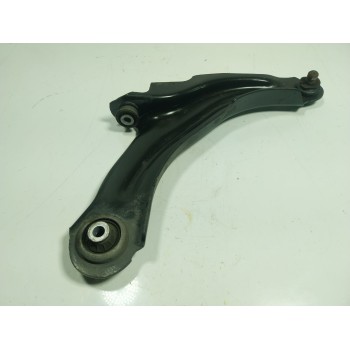 BRAZO SUSPENSION INFERIOR DELANTERO DERECHO 