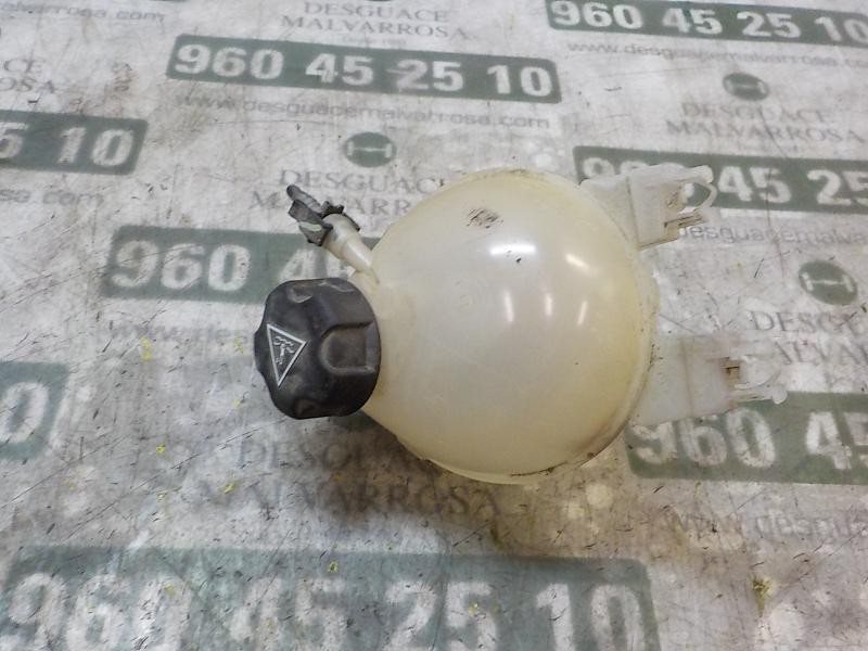 Recambio de deposito expansion para citroën c3 exclusive referencia OEM IAM 9800777280  