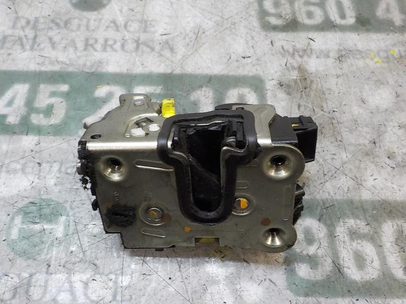 Recambio de cerradura puerta trasera izquierda para dacia lodgy 1.6 cat (bivalent. gasolina / gpl) referencia OEM IAM 825032860R