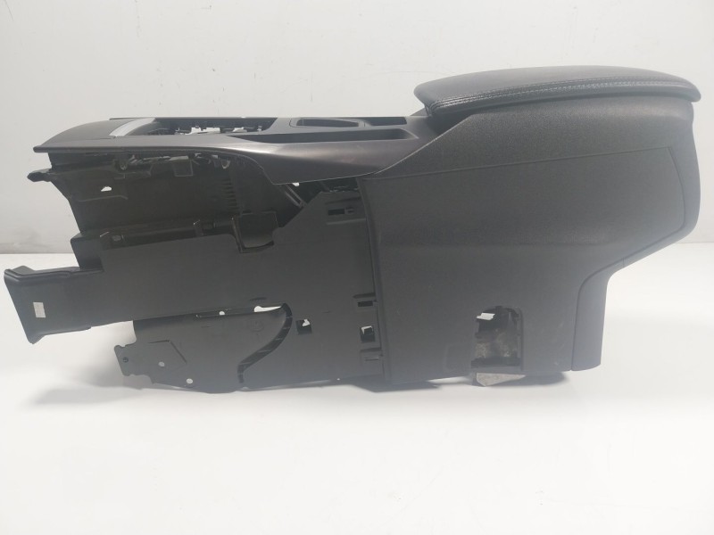 Recambio de apoyabrazos central para citroën ds5 2.0 blue-hdi fap referencia OEM IAM 16100561ZQ  98054330ZD