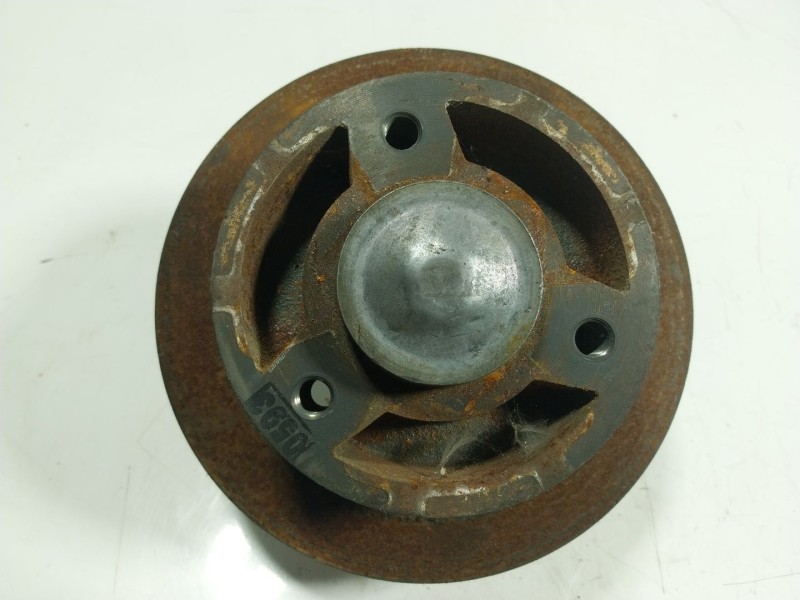 Recambio de mangueta delantera derecha para renault twizy life referencia OEM IAM 400109780R  