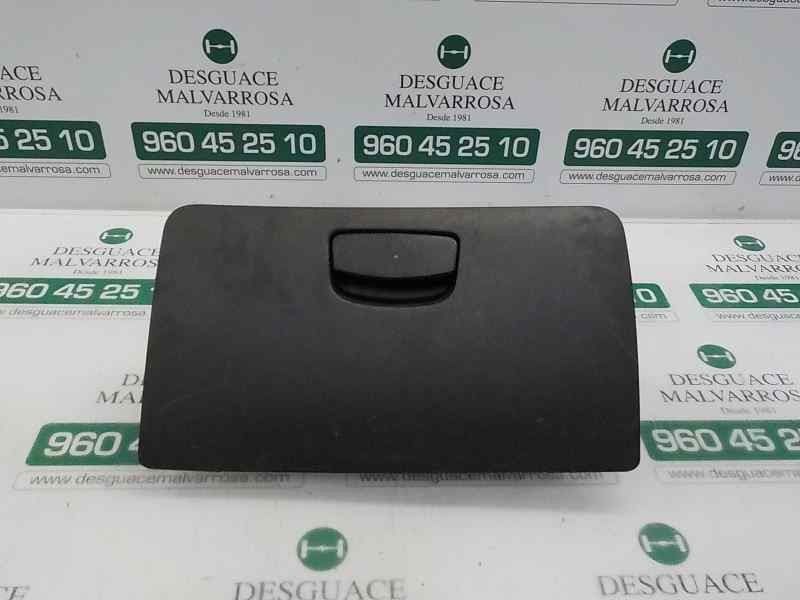 Recambio de guantera para ssangyong rexton 2.7 turbodiesel cat referencia OEM IAM 7770008005  