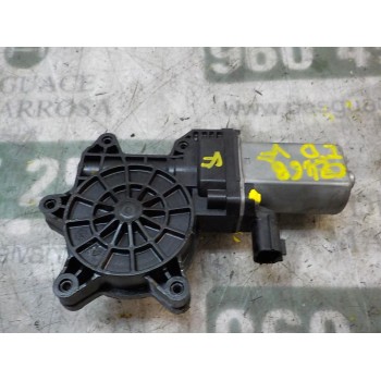 MOTOR ELEVALUNAS TRASERO DERECHO 827202127R 