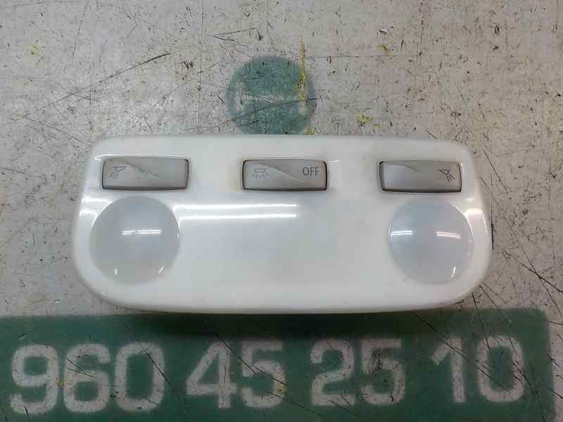 Recambio de piloto interior para renault megane iii coupe 1.5 dci diesel fap referencia OEM IAM   