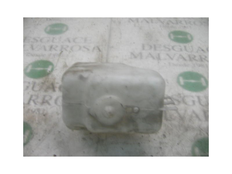 Recambio de deposito limpia para nissan trade 100 referencia OEM IAM   