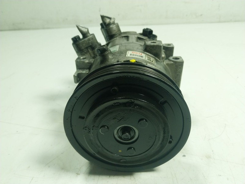 Recambio de compresor aire acondicionado para kia carens iv 1.7 crdi referencia OEM IAM 97701A4500 R134R1234 