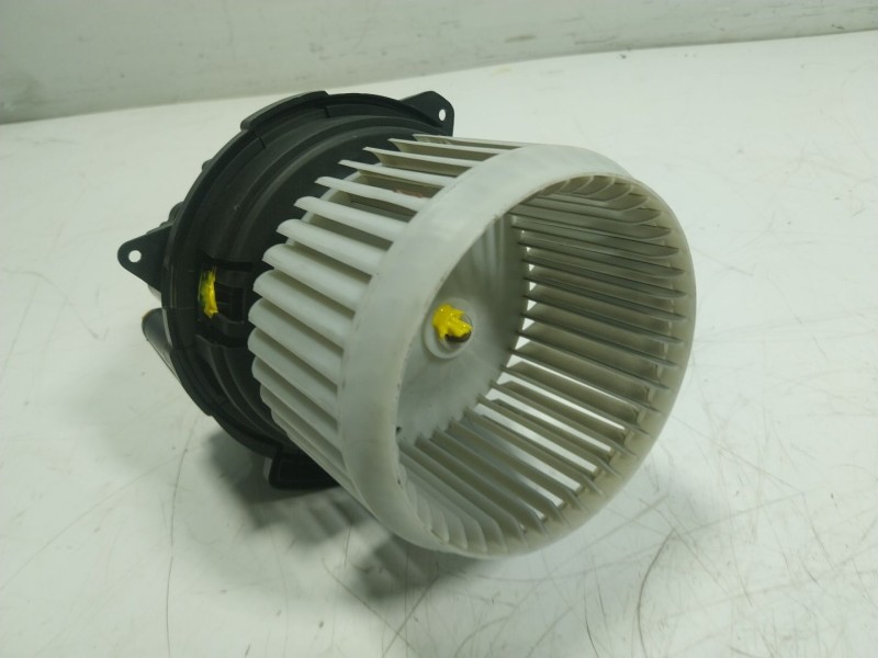 Recambio de motor calefaccion para renault captur ii 1.0 tce bivalent. gasolina / gpl referencia OEM IAM 272104788R 116625178 