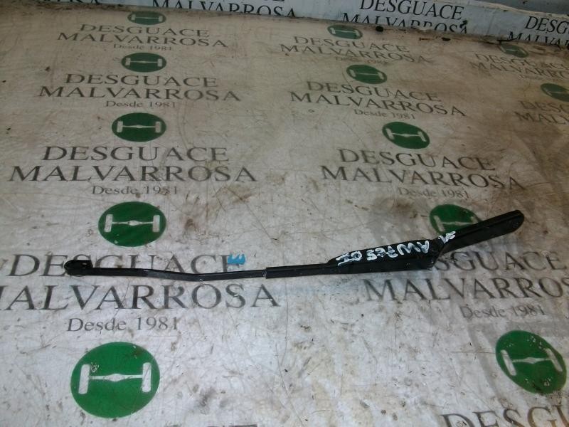 Recambio de brazo limpia delantero izquierdo para citroën berlingo 1.6 16v hdi referencia OEM IAM   