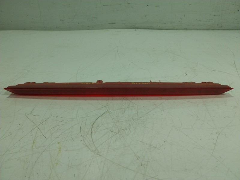 Recambio de piloto trasero central para renault captur ii 1.0 tce bivalent. gasolina / gpl referencia OEM IAM 265906516R 2659065