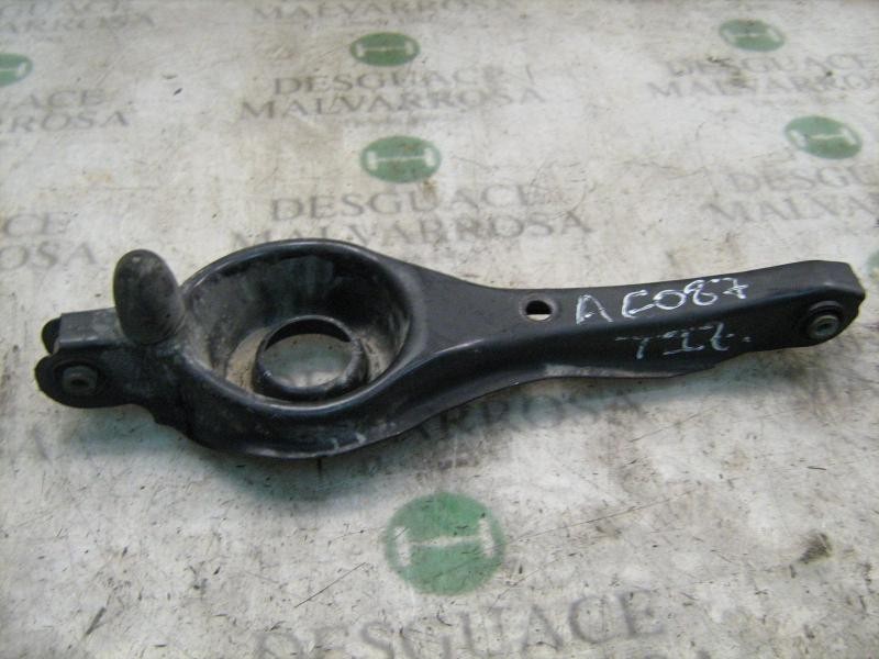 Recambio de brazo suspension inferior trasero izquierdo para ford focus berlina (cak) ghia referencia OEM IAM   